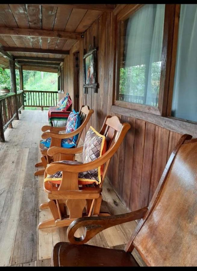 Hostal Y Cabanas Los Juanes Jardin Ngoại thất bức ảnh
